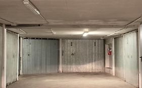 La Maison De L'Artiste & Bike Room